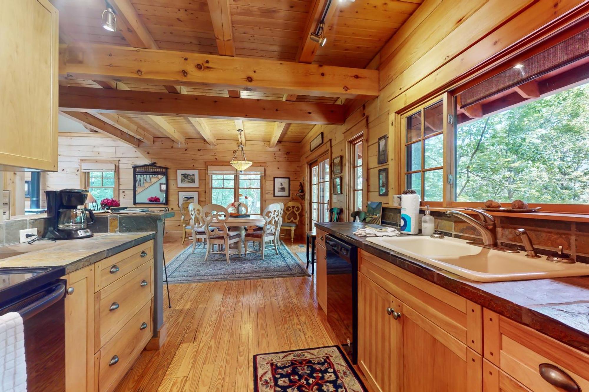 Elkhorn Cabin & Eagles Wing Lodge Эшвилл Экстерьер фото