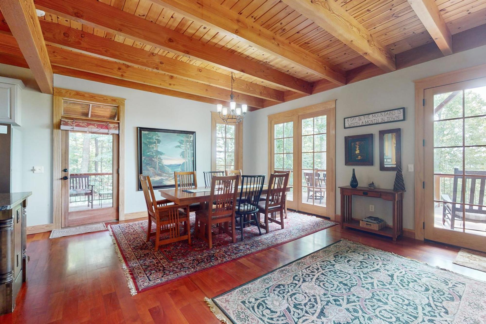 Elkhorn Cabin & Eagles Wing Lodge Эшвилл Экстерьер фото